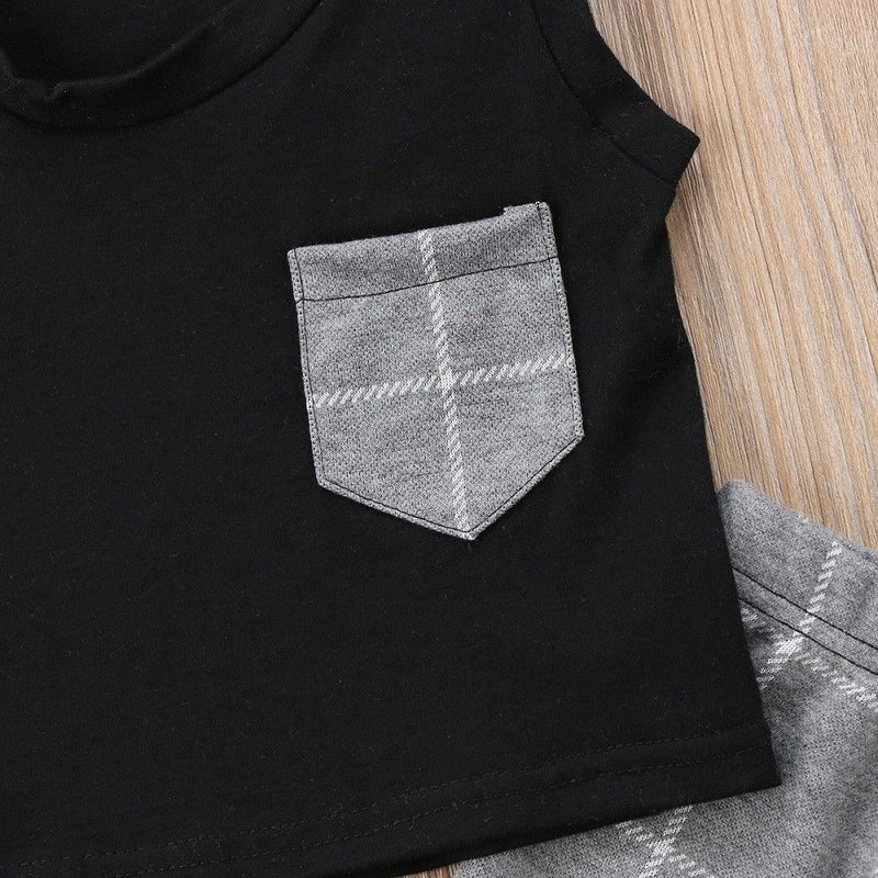 Sleeveless T-Shirt Top With Shorts