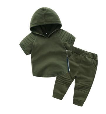 Short sleeve hooded top with matching pants