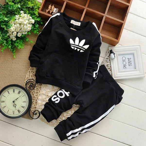 Sweatshirts with pants
