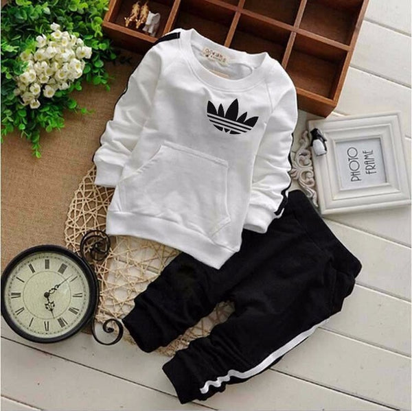 Sweatshirts with pants